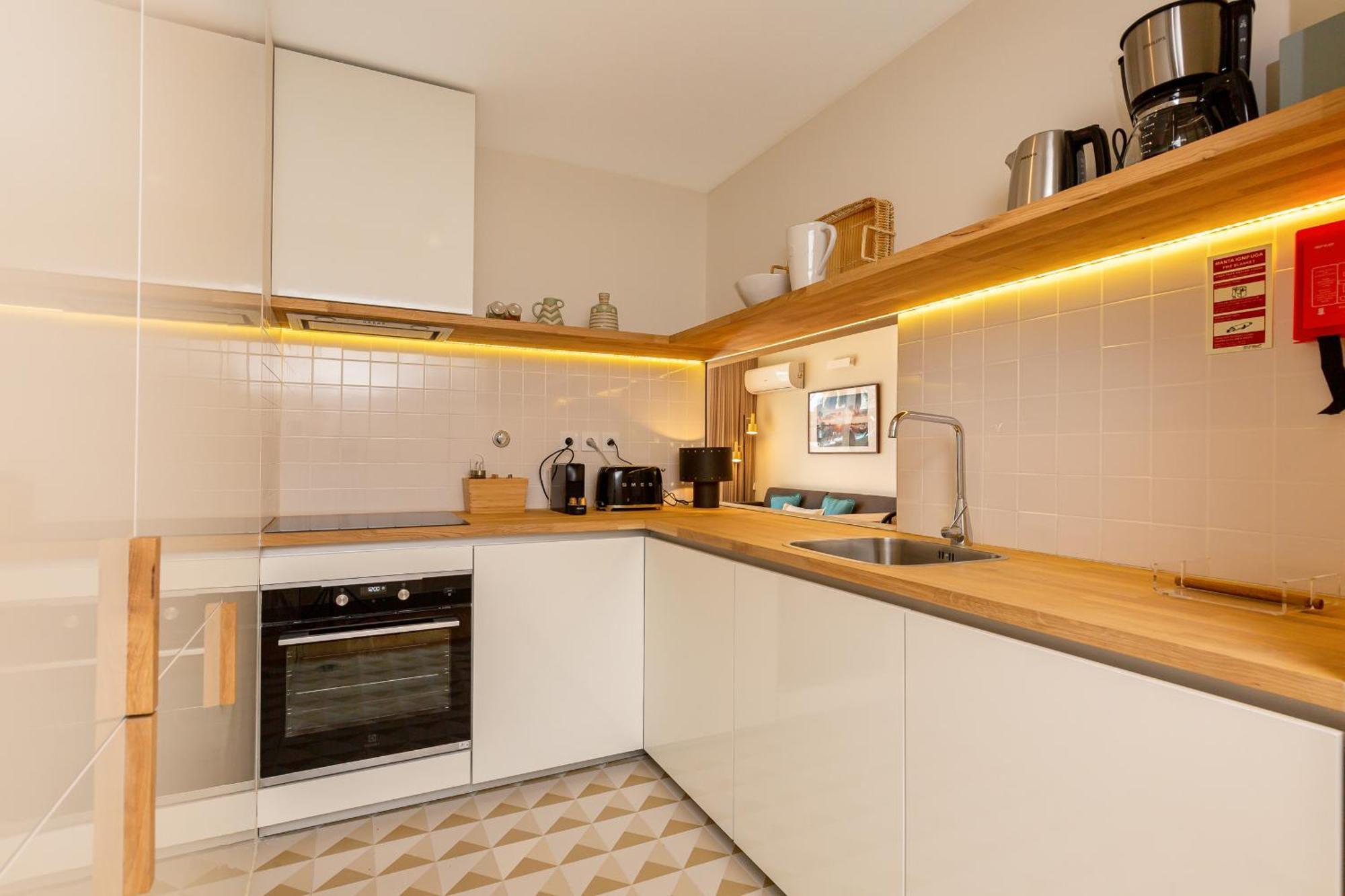 Feel Corporate Housing Campanha Lejlighed Porto Eksteriør billede